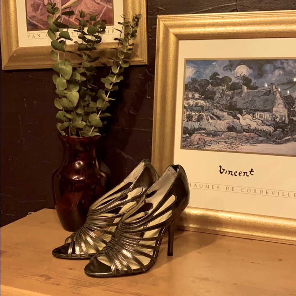 Bcbg Maxazria Zoeo high heel